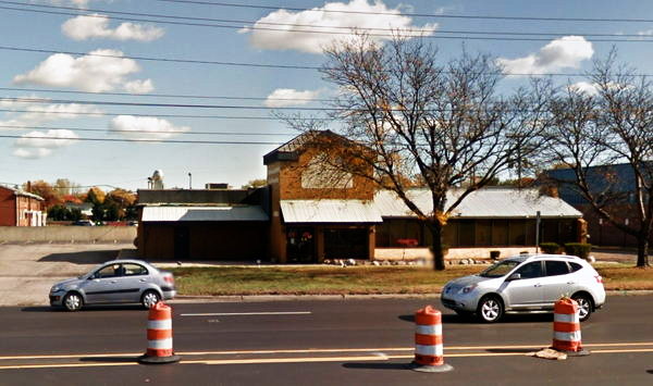 Big Boy Restaurants (Elias Brothers, Elias Bros) - Sterling Heights - 33800 Van Dyke Ave (newer photo)